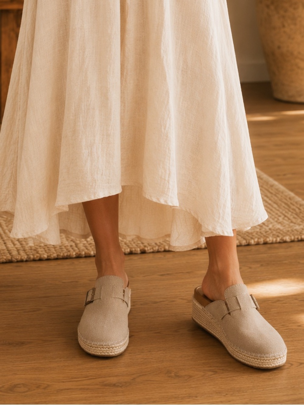 Haute Hippie Aria Suede Mule Clogs Buckle Slip-On Beige size 7.5